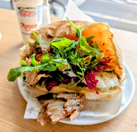 Frisch belegter Döner der Döner Hütte